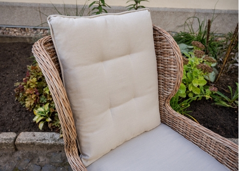 Aiamööbli komplekt Bello Giardino APERTO vask, 2 tugitooli järiga + diivanilaud
