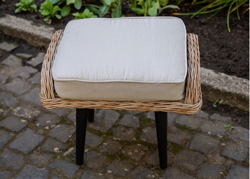 Aiamööbli komplekt Bello Giardino APERTO vask, 2 tugitooli järiga + diivanilaud