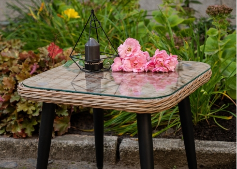 Aiamööbli komplekt Bello Giardino APERTO vask, 2 tugitooli järiga + diivanilaud